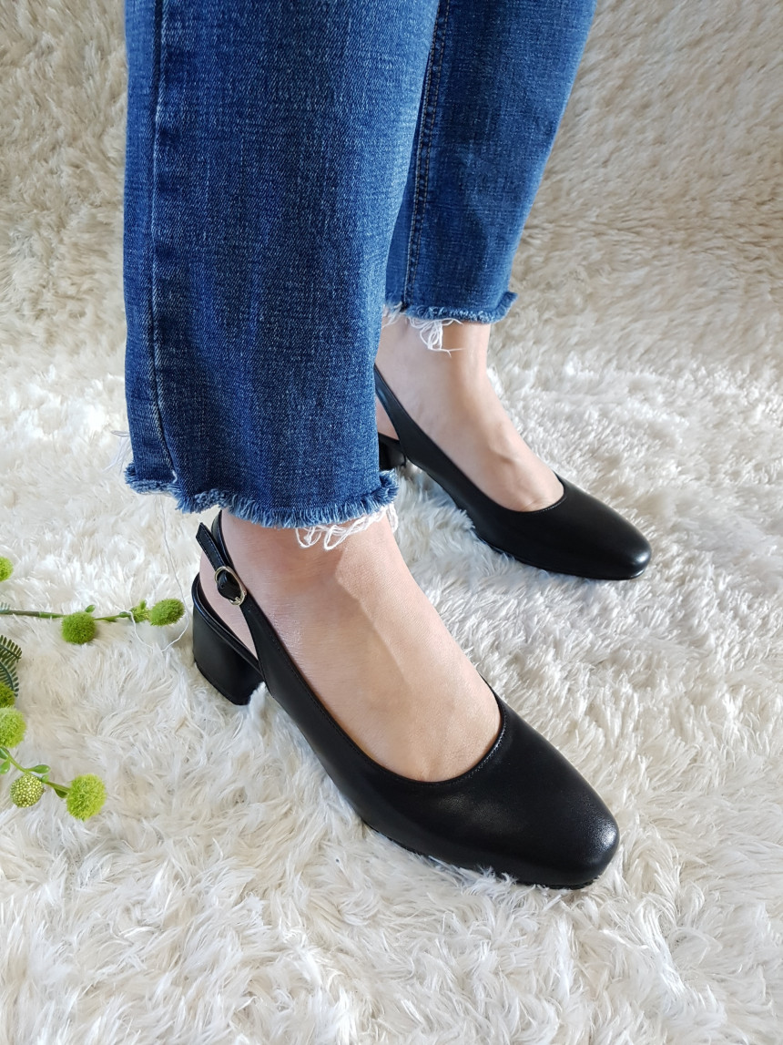 <b><p>Korean squa Sling Bag Middle Hill pump 4col</p></b><b><p>韓国語 スクエア スリングバック ミドルヒール パンプス 4col 正方形の鼻 女性</p></b><br /><br /><p align='center'>