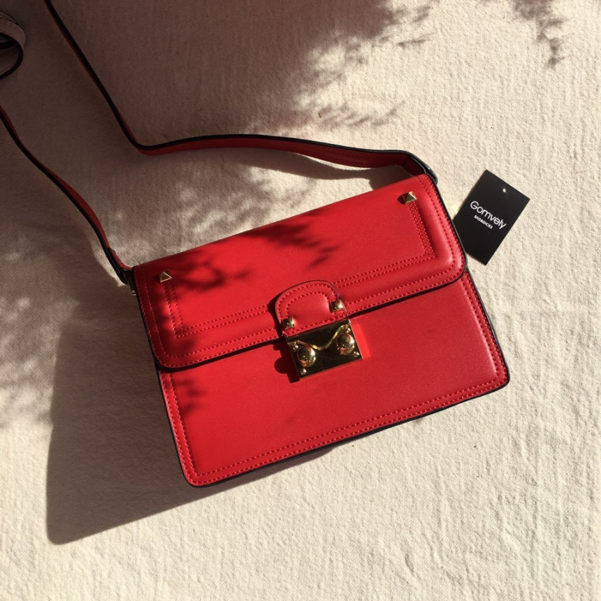 New mobster mini stubs Lovely cross bobs Semi-offi