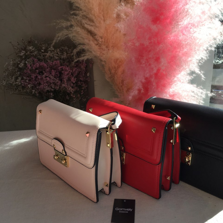 New mobster mini stubs Lovely cross bobs Semi-offi