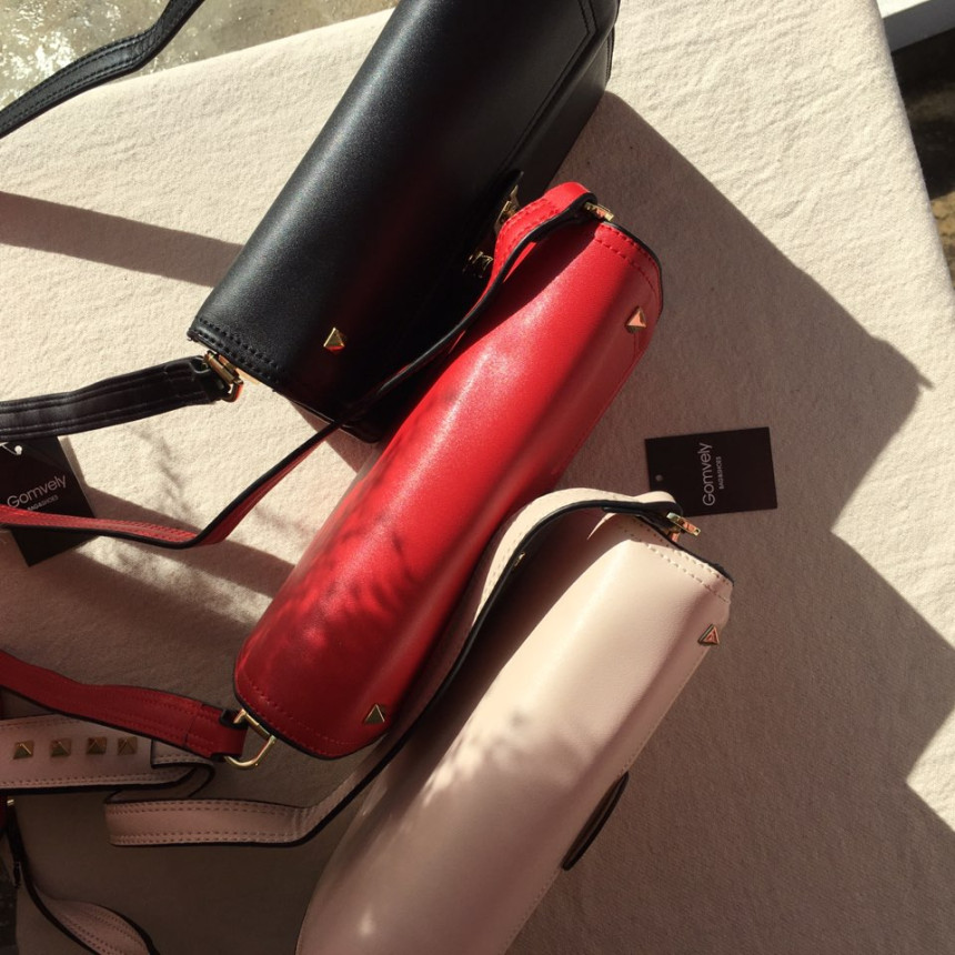 New mobster mini stubs Lovely cross bobs Semi-offi