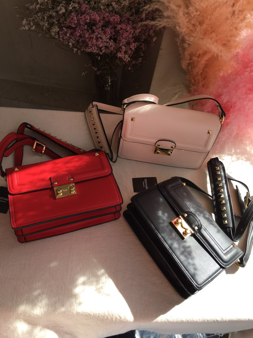 New mobster mini stubs Lovely cross bobs Semi-offi