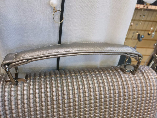 New Luge Chain Mini Cross Spaniel Shoulder Bag Dai