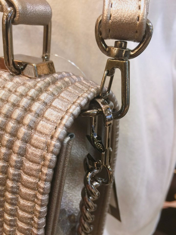 New Luge Chain Mini Cross Spaniel Shoulder Bag Dai