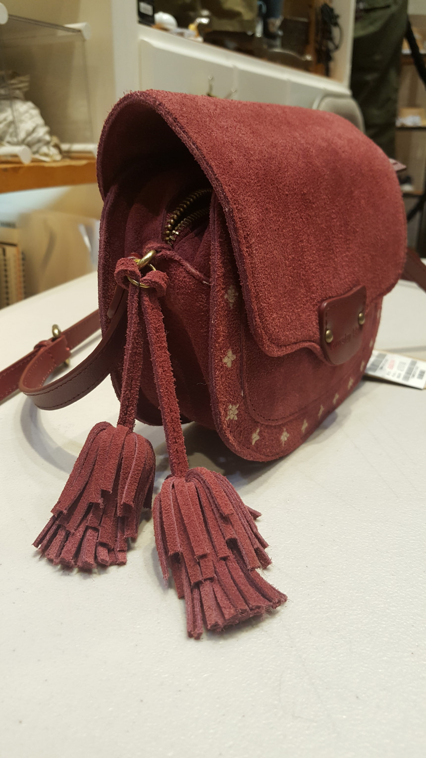 New Sausage Day Island Natural Cowhide Embroidery 