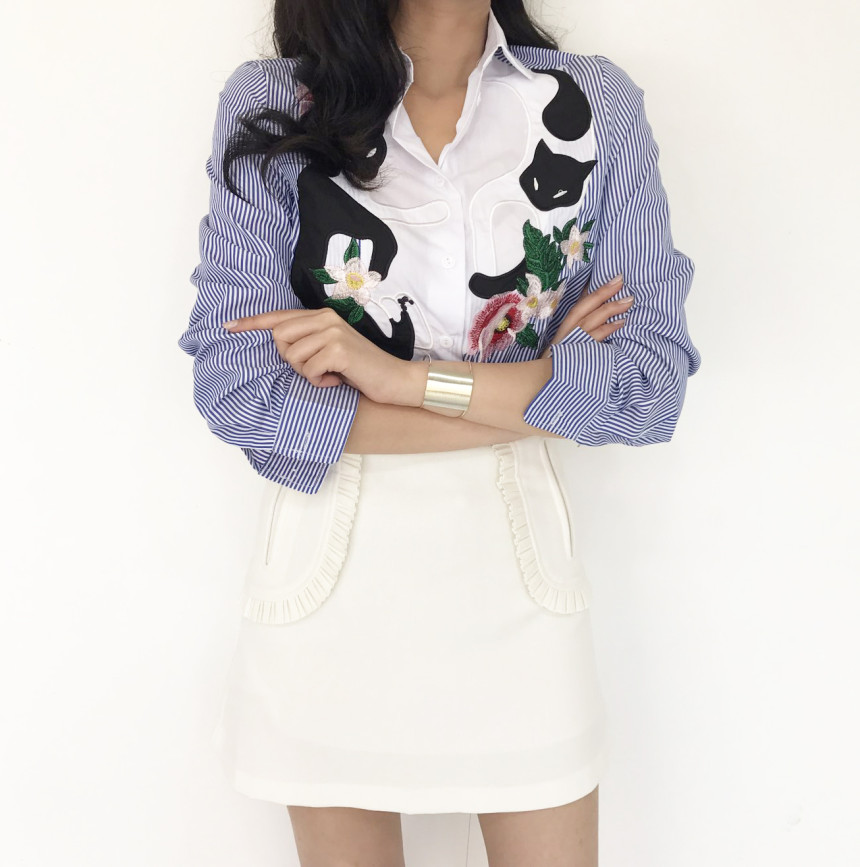 Cat coloring shirt Striped Wine Color Embroidery F