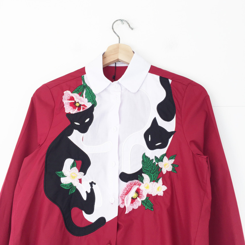 Cat coloring shirt Striped Wine Color Embroidery F