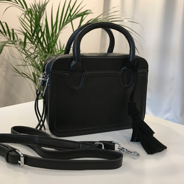 New To Zipper Square Surgery Mini Cross Back Daily