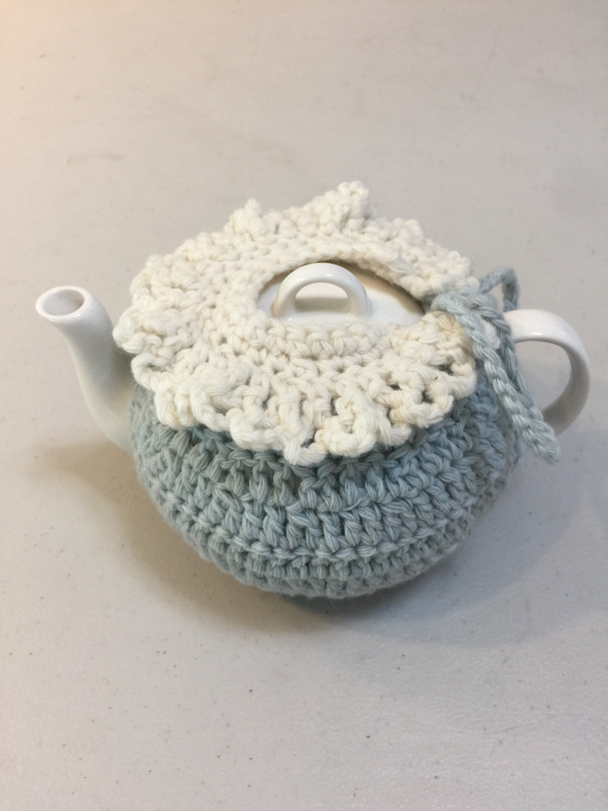 Sky Blue Tiocoji teapot Included Knitting goggles 