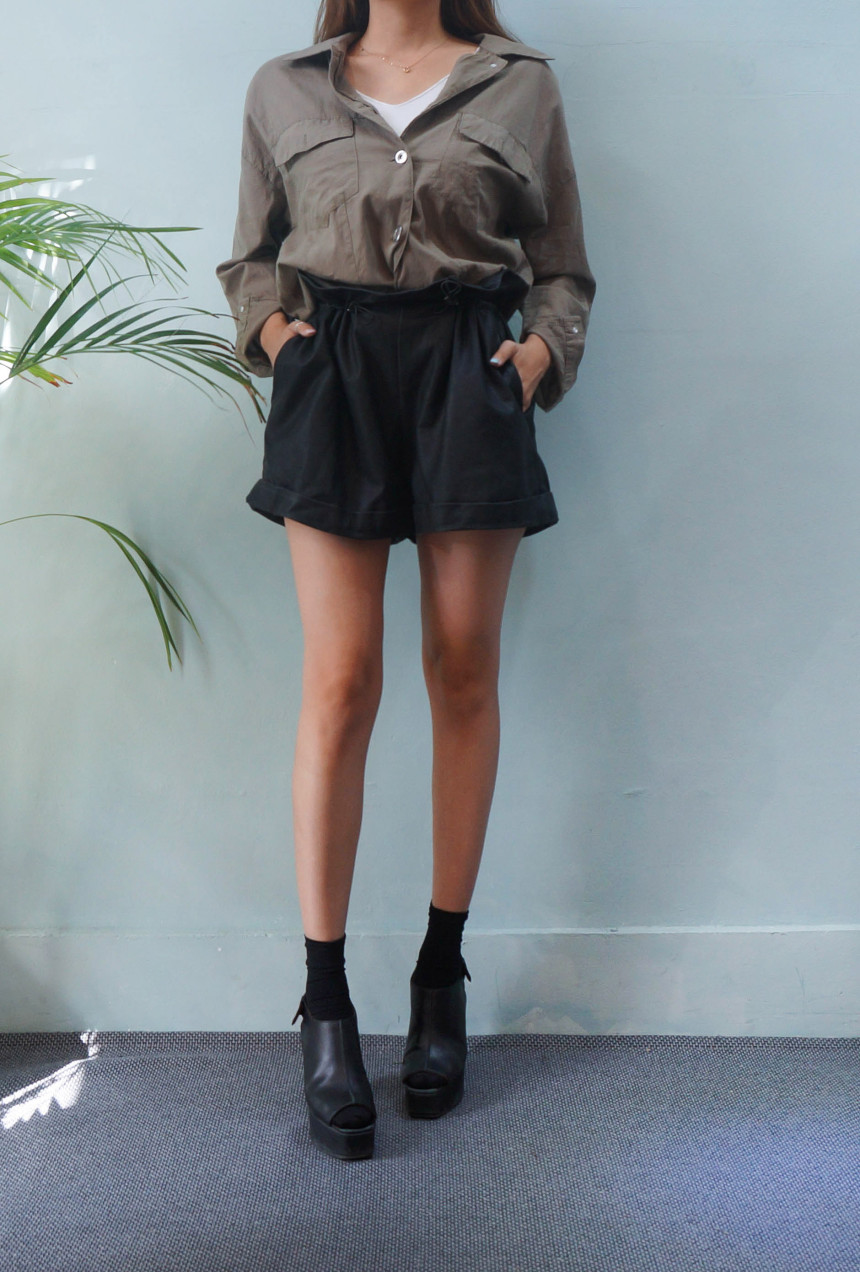 Women Short Pants Leather shorts Daily coordinatio
