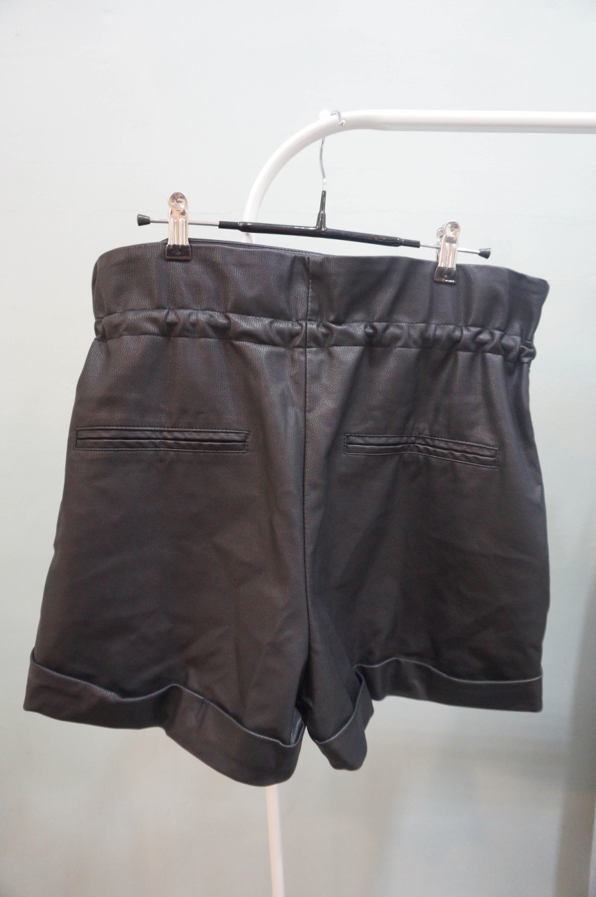 Women Short Pants Leather shorts Daily coordinatio