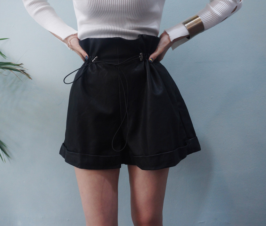 Women Short Pants Leather shorts Daily coordinatio