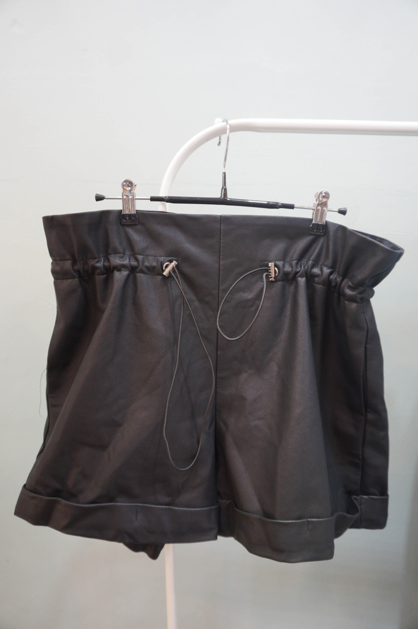 Women Short Pants Leather shorts Daily coordinatio