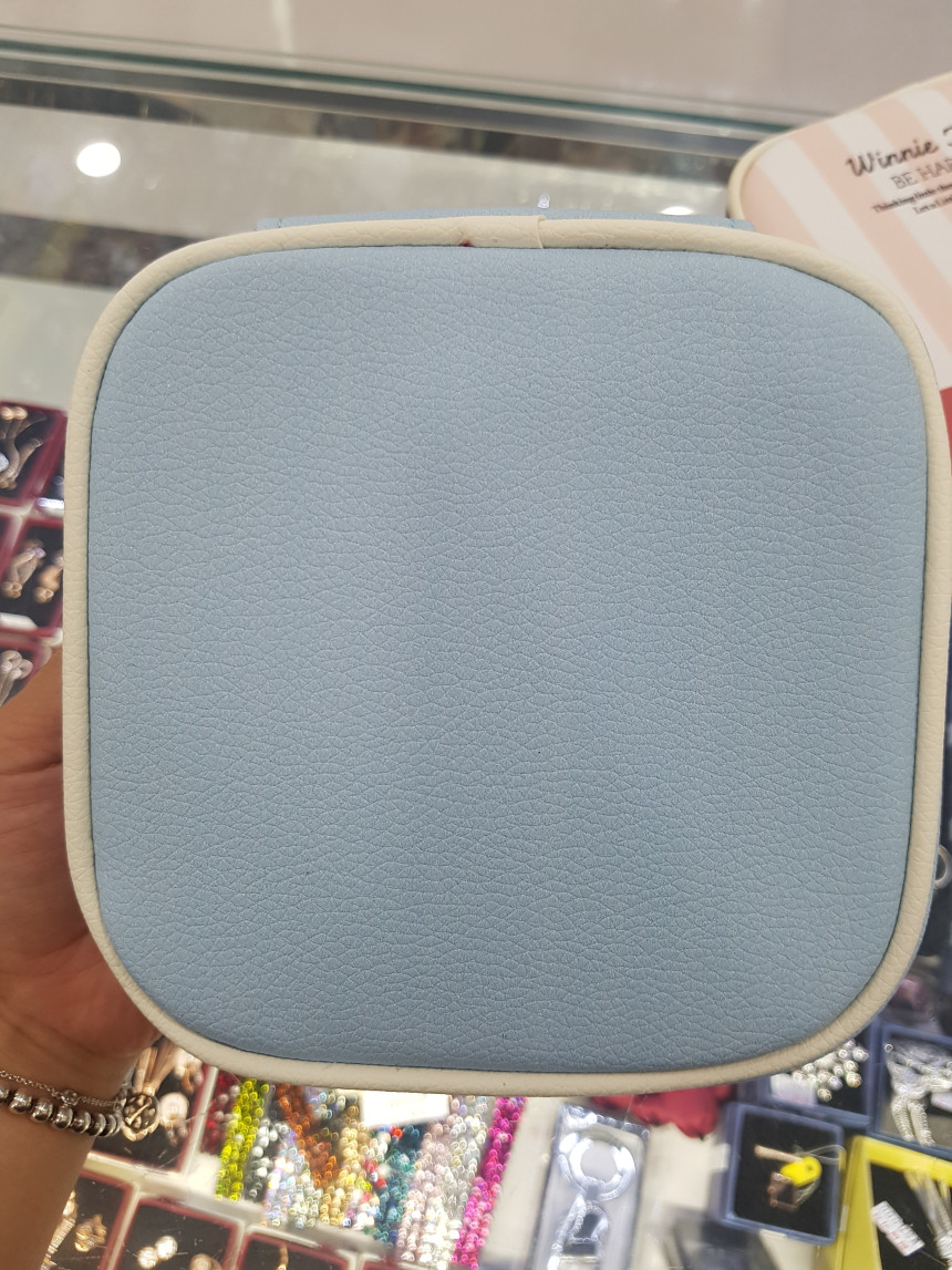 NEW TRAVEL STORAGE ORGANISER Bear Pouch Square Pou