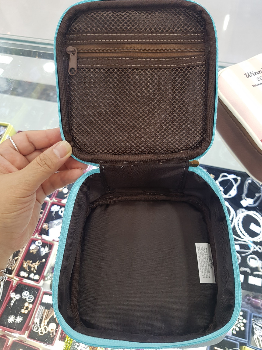 NEW TRAVEL STORAGE ORGANISER Bear Pouch Square Pou