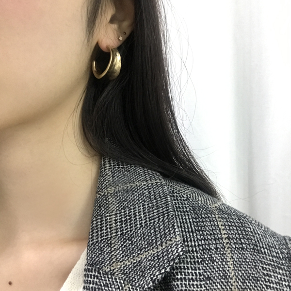 Gold Vintage Mini Ring Earring Earring Bold