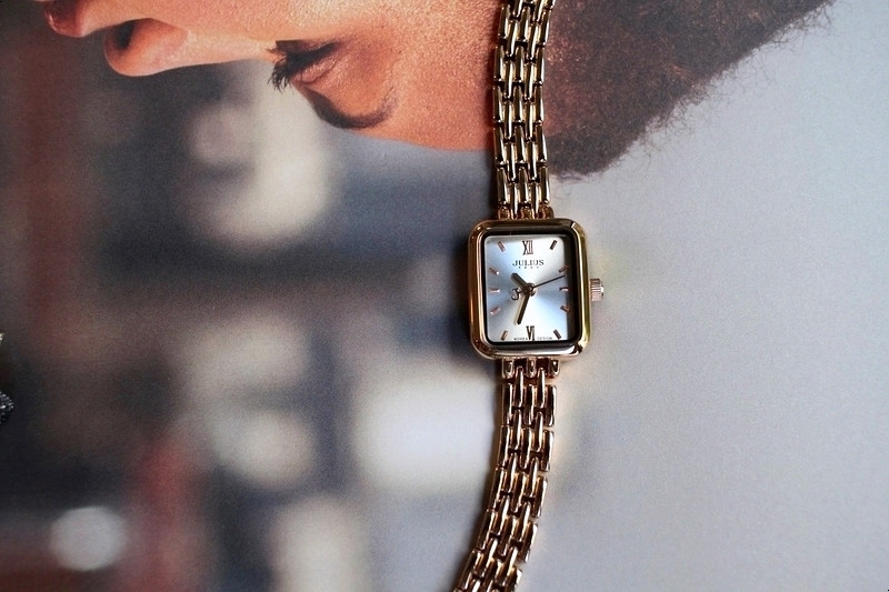 <b><p>square Classy tal Rose Gold feme watch fhion</p></b><b><p>正方形 クラス時 メタル ローズゴールド 女性 腕時計 ファッション ギフト</p></b><br /><br /><p align='center'>
