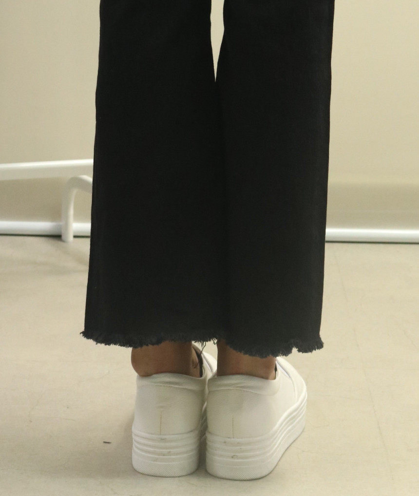 Women Jeans Pants Bending Cutting Black Boots Cut 