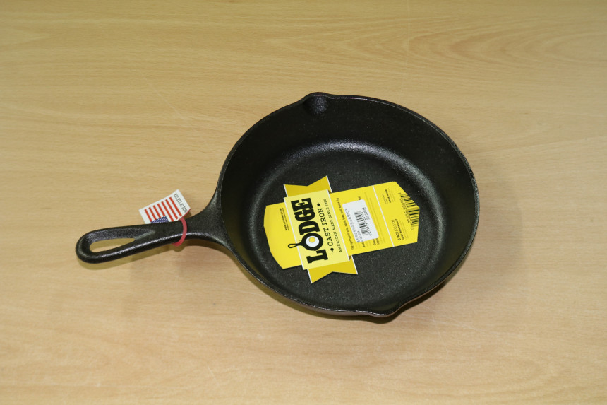 NEW FRYING PAN American Lodge Iron Frying Pans 8-i