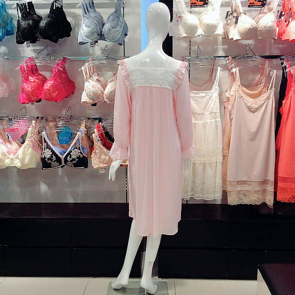 New AK PLAZA Venus Gorgeous Square Lines Modal Dre