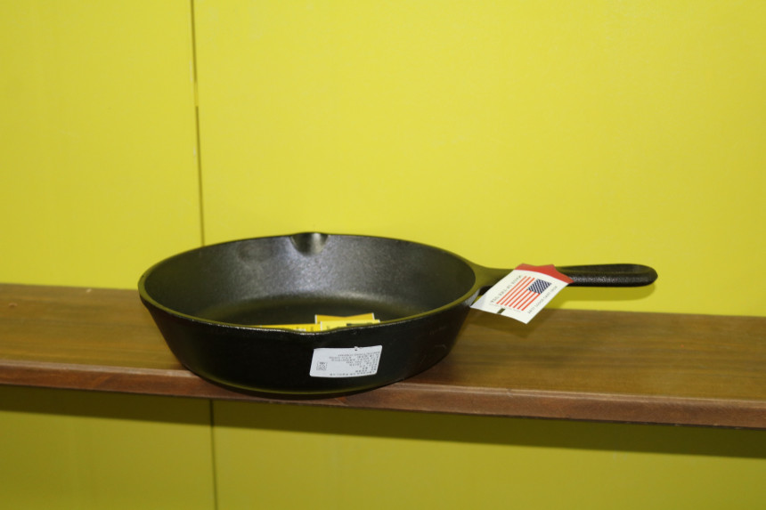 NEW FRYING PAN American Lodge Iron Frying Pans 8-i