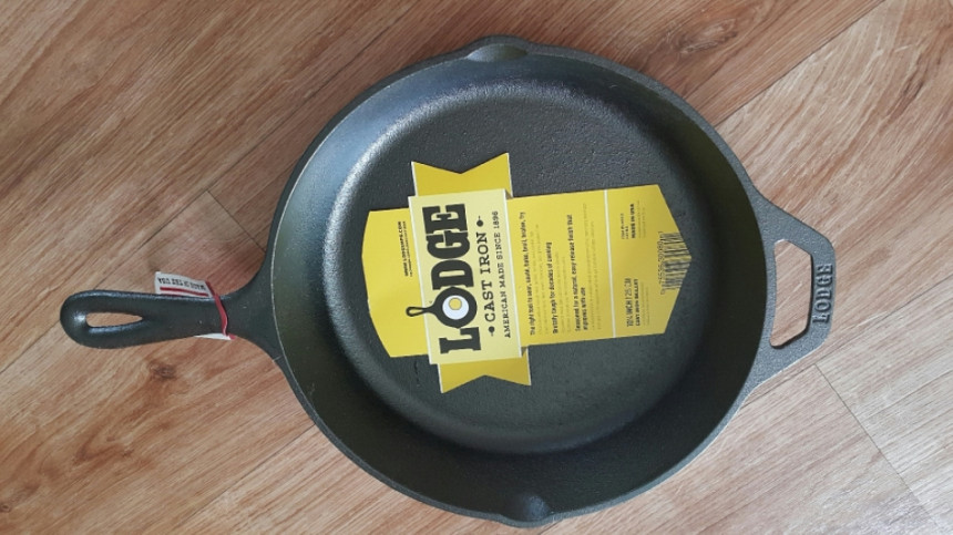 NEW FRYING PAN American Lodge Iron Frying Pans 8-i