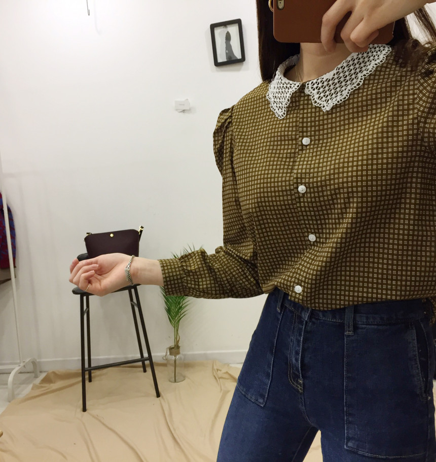 Women Blouses Lace collar check blouse Elegant one