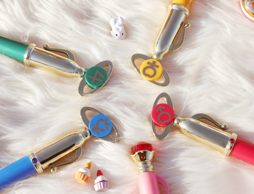 Sailor Moon Miracle Romance Makeup Moisture Loose 