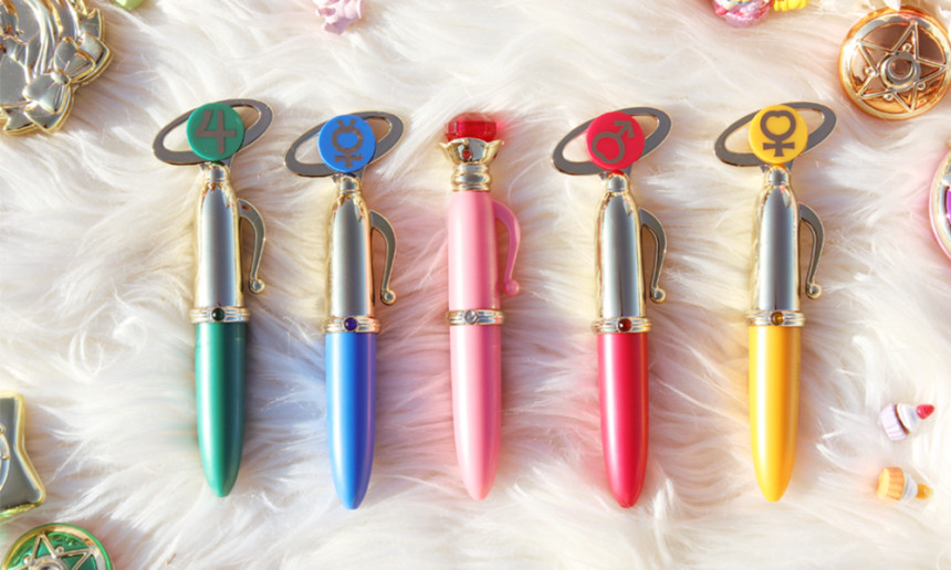 Sailor Moon Miracle Romance Makeup Moisture Loose 