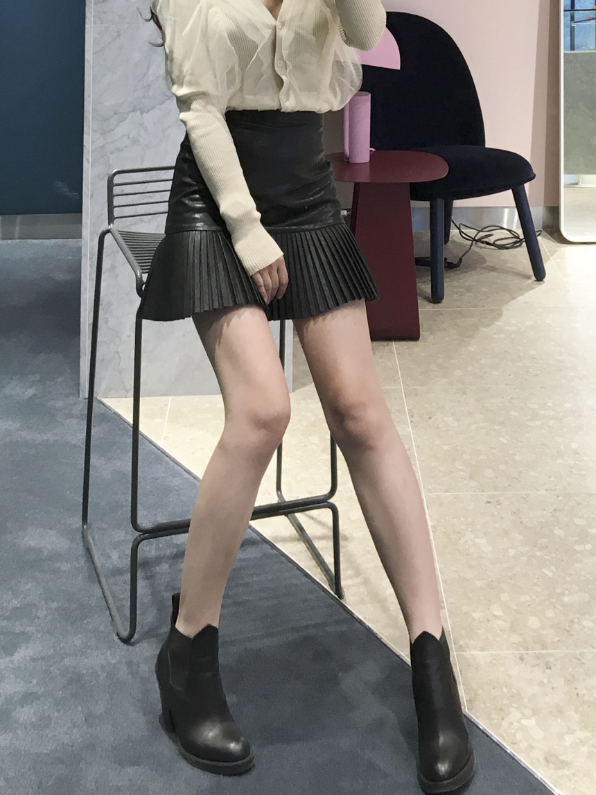 bace Pleat Leather Mini Skirt Autumn Leather Skirt