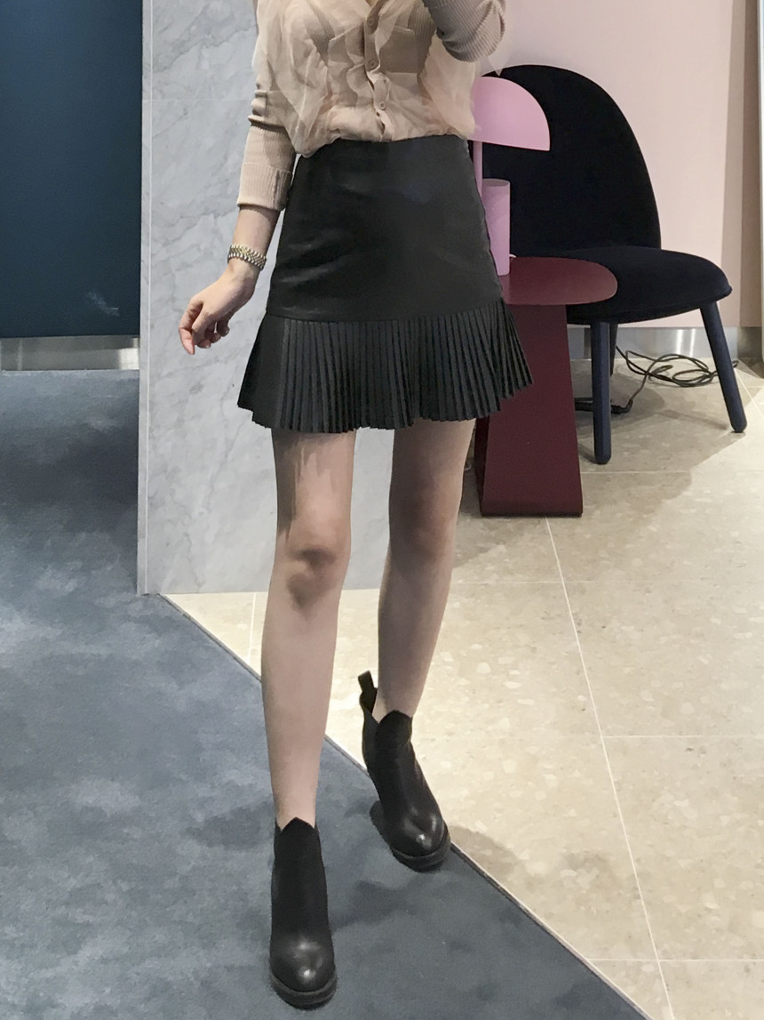 bace Pleat Leather Mini Skirt Autumn Leather Skirt