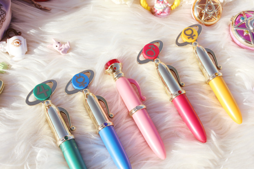 Sailor Moon Miracle Romance Makeup Moisture Loose 