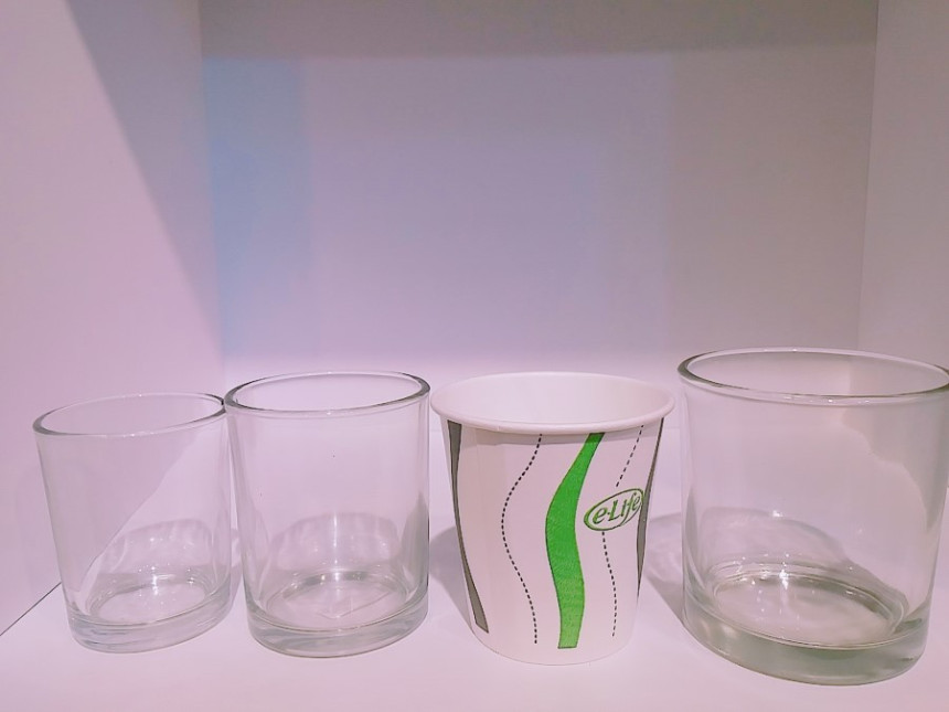 Natural Strawberry Candle Soi Forward 7 oz 210ml N