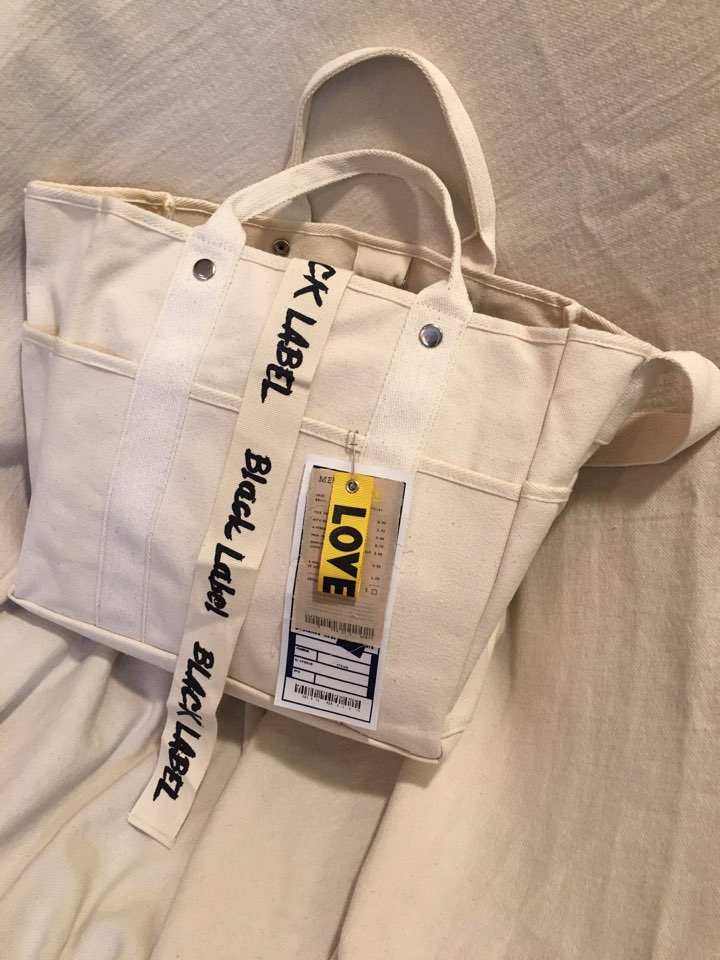 <b><p>Black Label Canvas Square Eco Tumbler Coeyce</p></b><b><p>ブラックレーベルキャンバス正方形バックエコタンブラーコンベクデイリーバック 블랙라벨에코백</p></b><br /><br /><p align='center'>