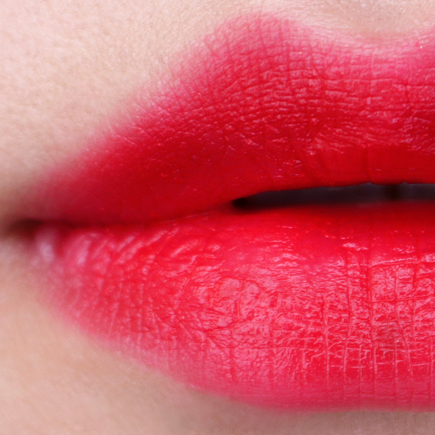 Eagle Lips Golden Shimmer 3.5g Produce a good tic 