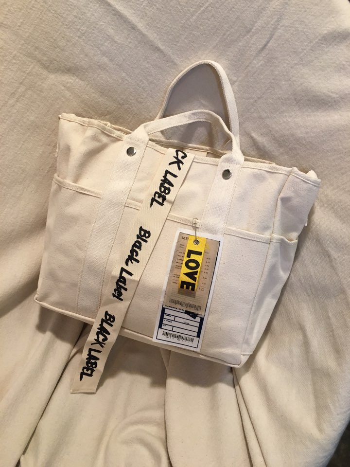 <b><p>Black Label Canvas Square Eco Tumbler Coeyce</p></b><b><p>ブラックレーベルキャンバス正方形バックエコタンブラーコンベクデイリーバック 블랙라벨에코백</p></b><br /><br /><p align='center'>