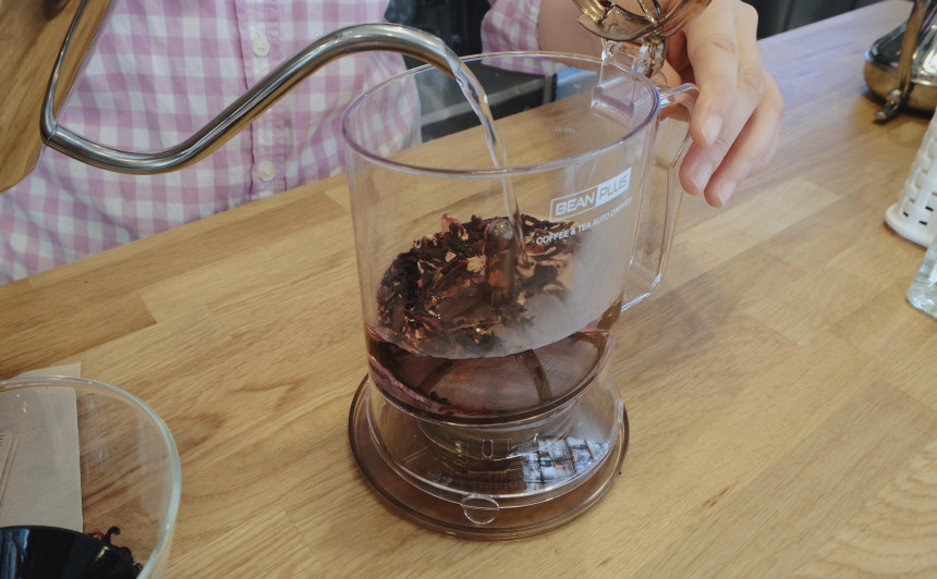 Blank Plus Tee Maker Semi-Automatic Teapot Set Gla