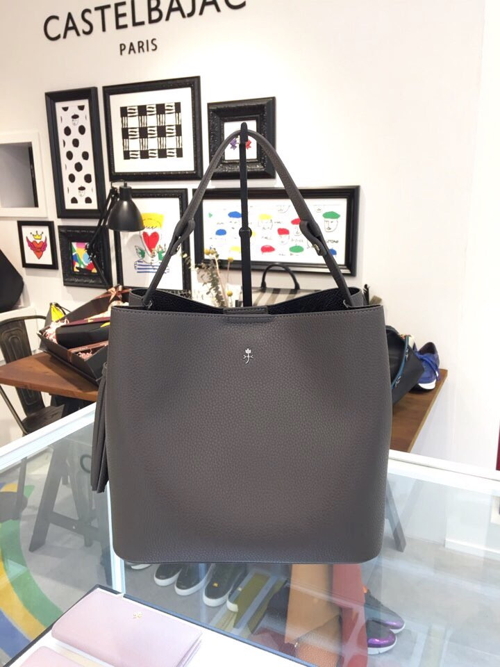 <b><p>Black BA7FHB934DY Ladies Shoulder Castel</p></b><b><p>かステルバジャク女性ショルダーバッグBA7FHB934DYブラック</p></b><br /><br /><p align='center'>