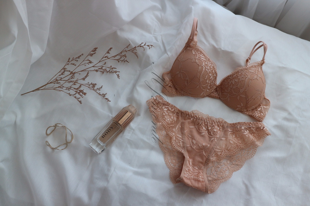 Victoria Secret Underwear Tools Deep Color Push-up