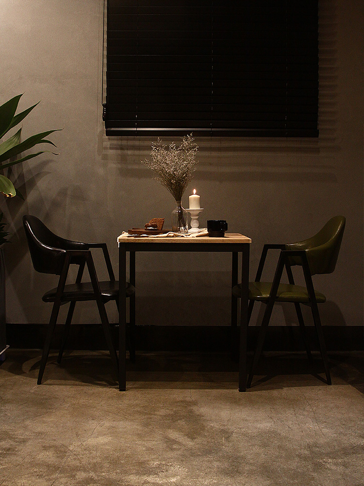 2인용 미니 원목 식탁세트 600+카페체어2개 카페 식당 원룸 업소용 CL030