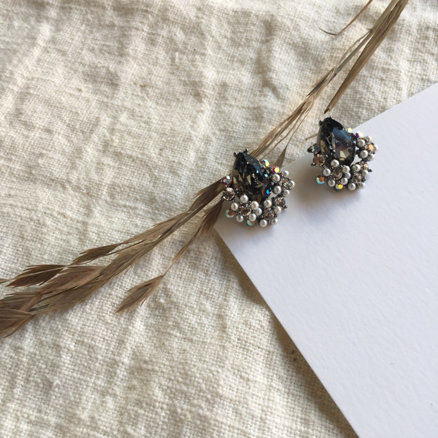 Twinkle Swarovski Pearl Earrings 3color Elegant to