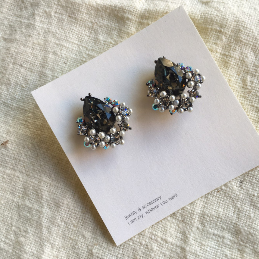 Twinkle Swarovski Pearl Earrings 3color Elegant to