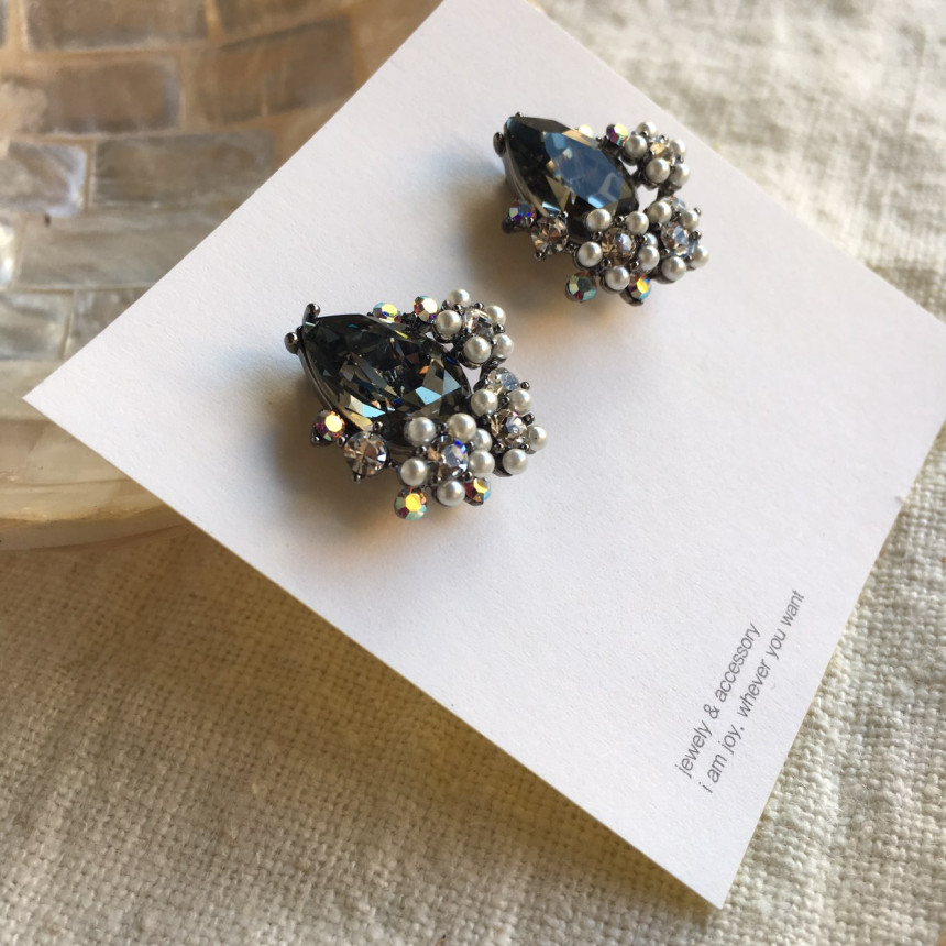 Twinkle Swarovski Pearl Earrings 3color Elegant to