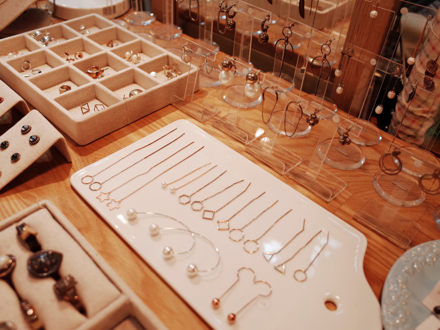 <b><p>Antique Gold ring ear no.9 Bght un pretty</p></b><b><p>アンティーク ゴールドリング イヤ 9号 光沢 ボた ユニ きれいな アクセサリー通販</p></b><br /><br /><p align='center'>