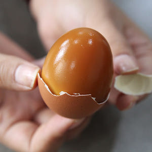 맥반석 구운계란 구운란 훈제계란 30구 한판 맛있게 먹은 솔직 후기 - 상품 이미지 2