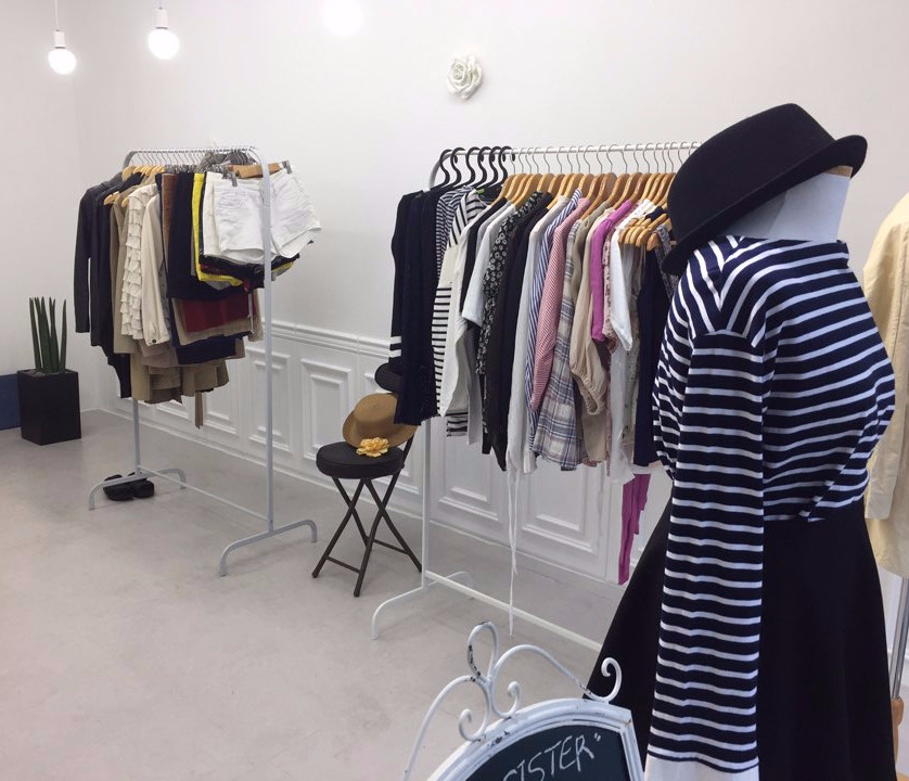 <b><p>black Silver ring set Loly Luxury cubic Edge</p></b><b><p>ブラック シルバーリングセット ラブリーな ラグジュアキュービ エッジのあるスタイ</p></b><br /><br /><p align='center'>