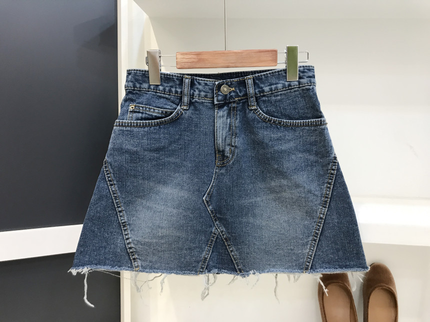 Denim Skirt This line Denim skirt Chinchilla Mini 