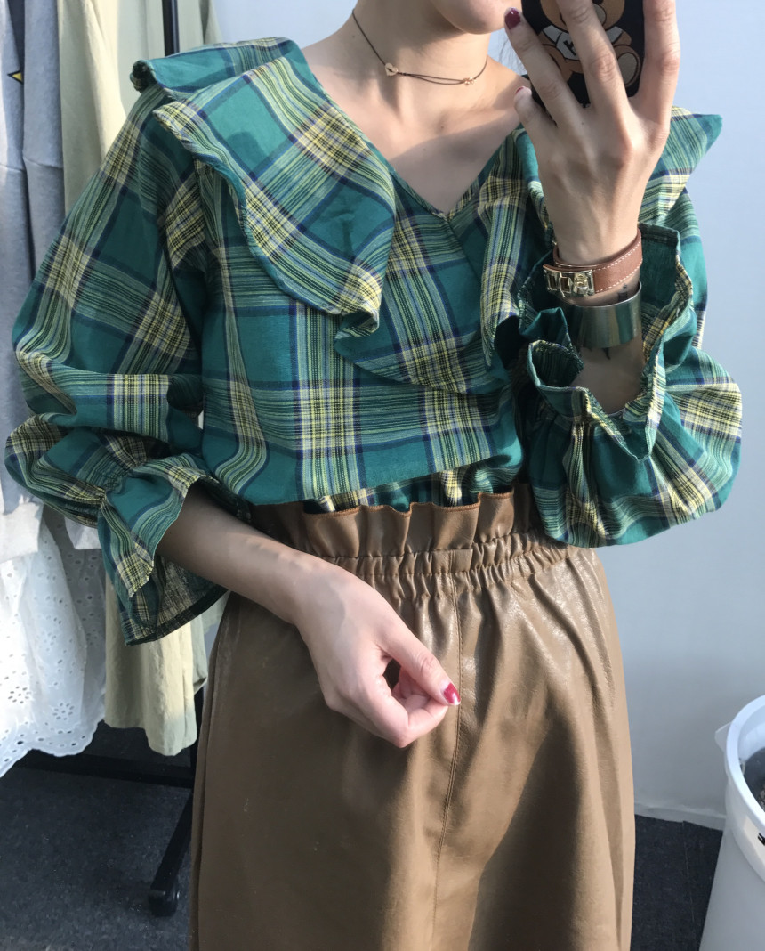 Women Blouses Checkup Ruffle Blouse