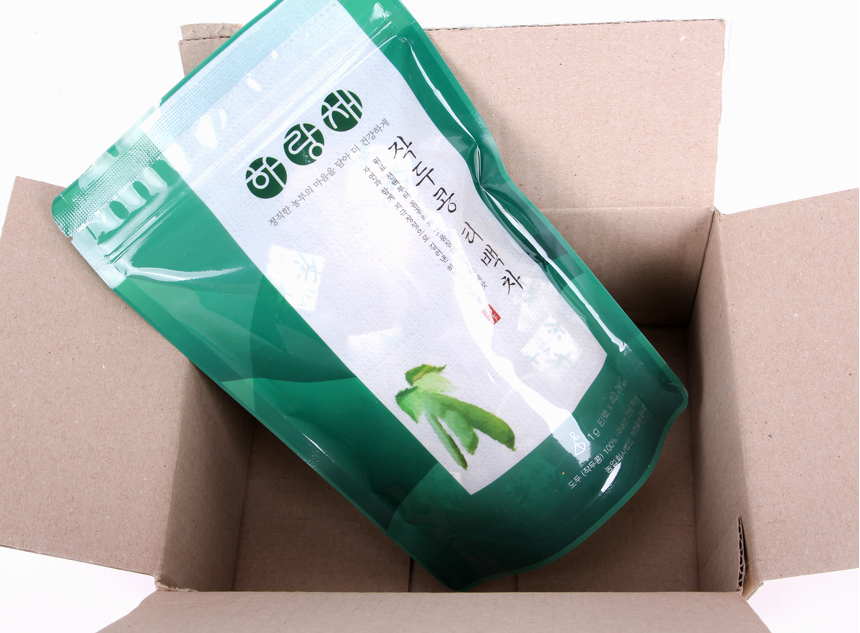 <b><p>Korean Eco Pesticide-fe Soyb 100g, Trigular</p></b><b><p>韓国語 環境に配慮し 無農薬 ジャクヅコン茶 100グラム、 三角ティーバッグ 40介入</p></b><br /><br /><p align='center'>