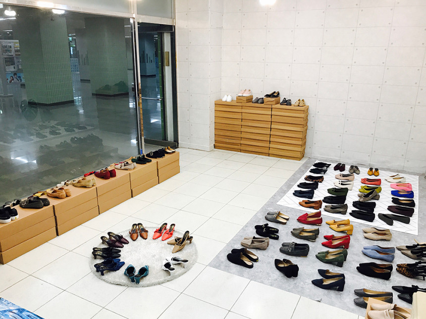 <b><p>Mourning Kore Latex cushion knot Slip- Women's</p></b><b><p>無排 韓国語 ラテックス クッション 結び目 スリップオン レディースカジュアルスニーカー</p></b><br /><br /><p align='center'>