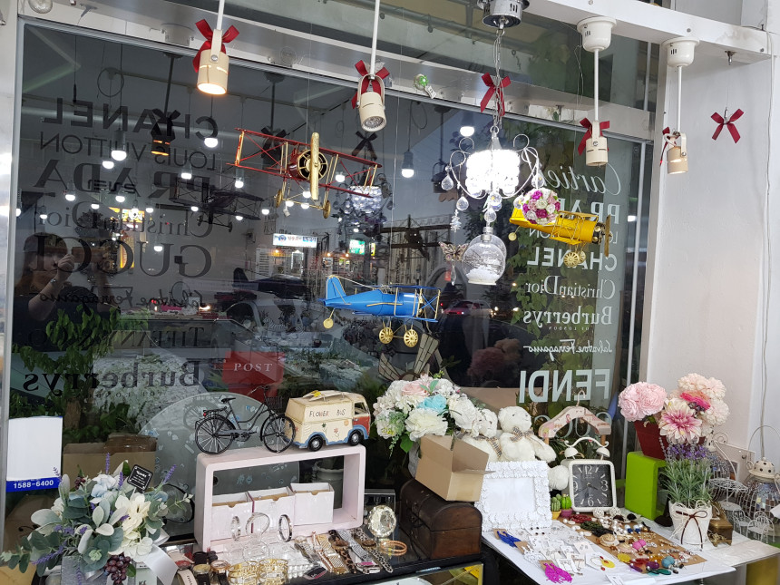 <b><p>No allergi Colorss titanium square cryst</p></b><b><p>ノーアレルギー 無変色 チタン スクエア クリスタル MS Pゴシック リング 今日のファッション</p></b><br /><br /><p align='center'>